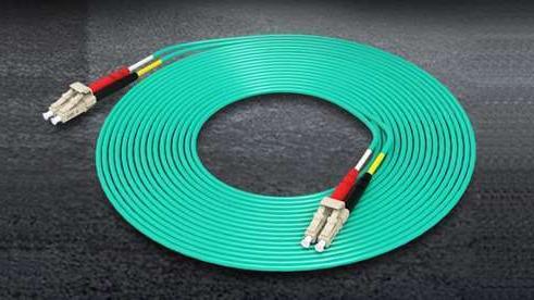 乌兰察布市因为光纤跳线品质 选用欧孚OM3万兆光纤跳线